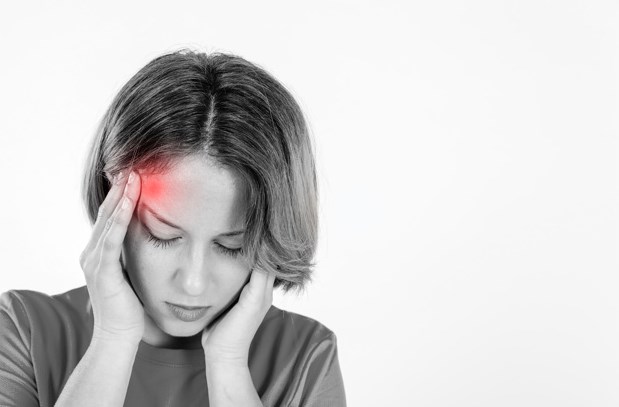 мигрень симптомы у женщин причины и лечение